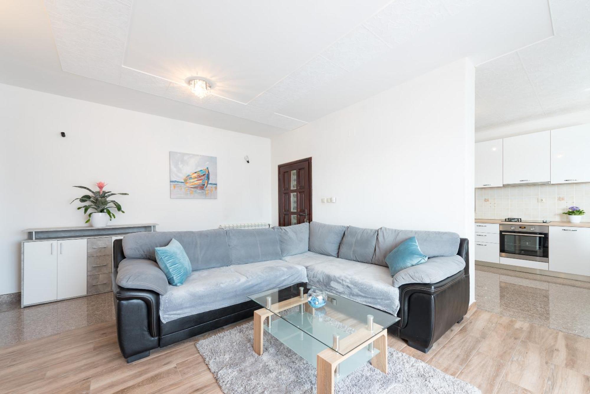 Luxury Apartment With Garden Jacuzzi And Wellness Trogir Luaran gambar